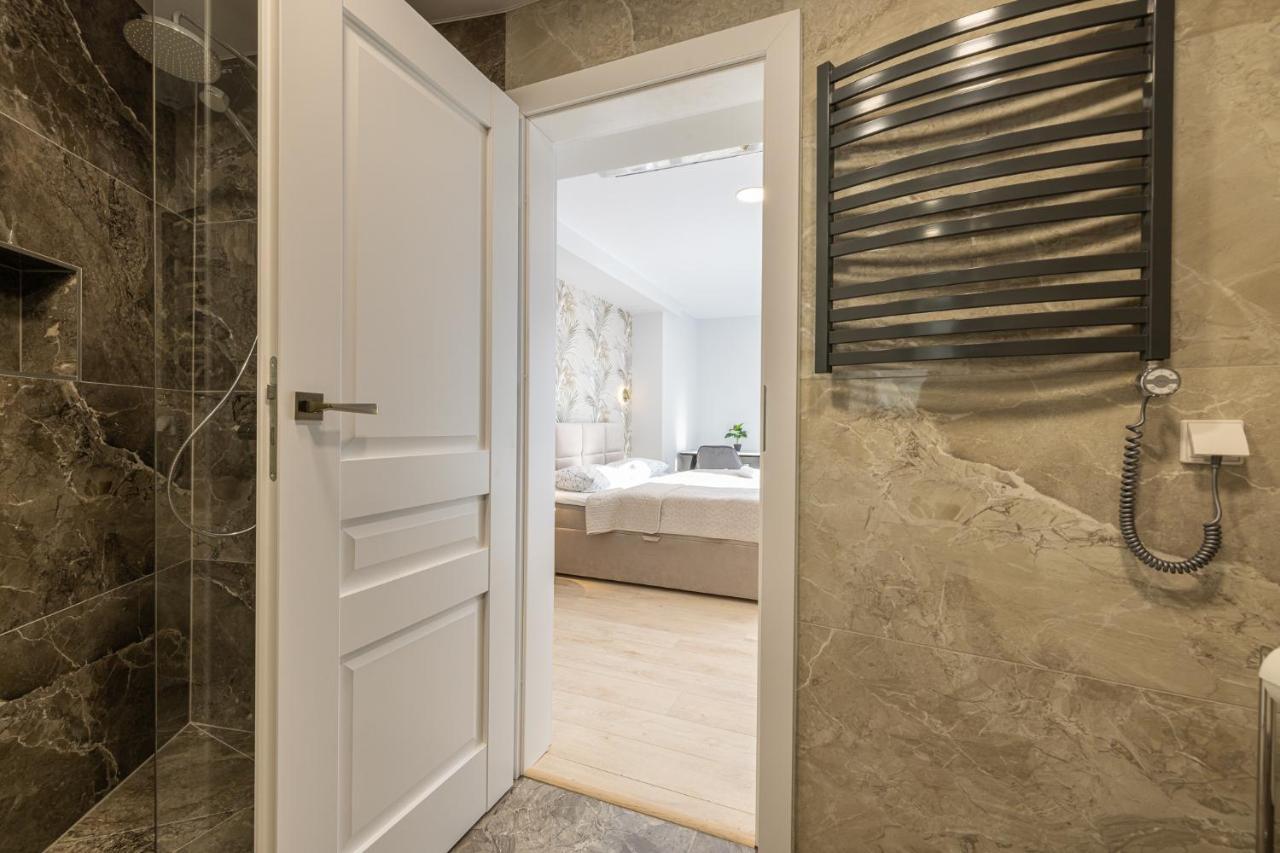 Dharma Stay Apartamentai Su Terasa Ir Vaizdu I Miesta Telšiai Eksteriør billede