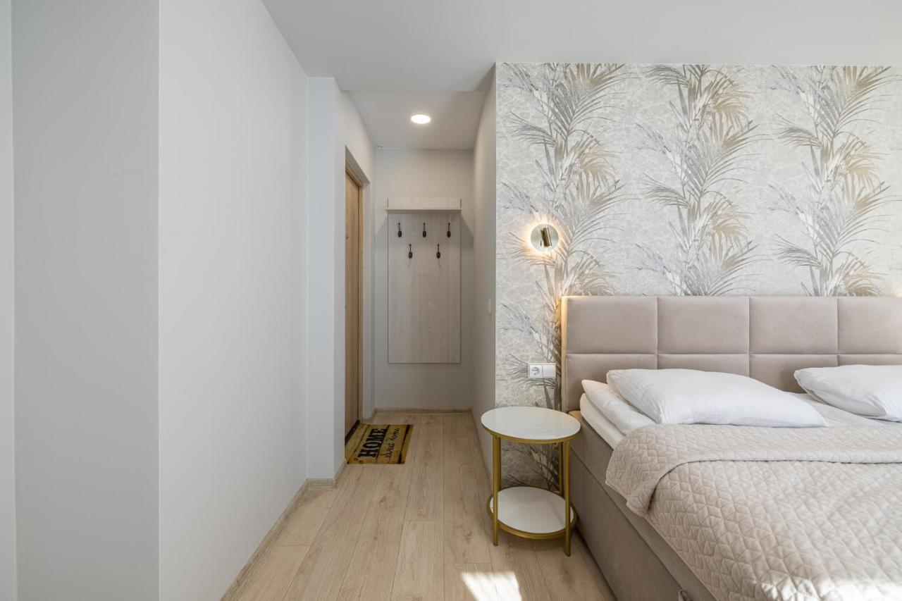 Dharma Stay Apartamentai Su Terasa Ir Vaizdu I Miesta Telšiai Eksteriør billede