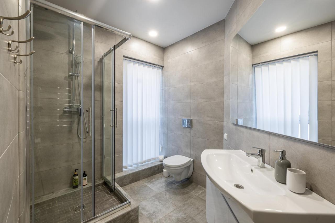 Dharma Stay Apartamentai Su Terasa Ir Vaizdu I Miesta Telšiai Eksteriør billede