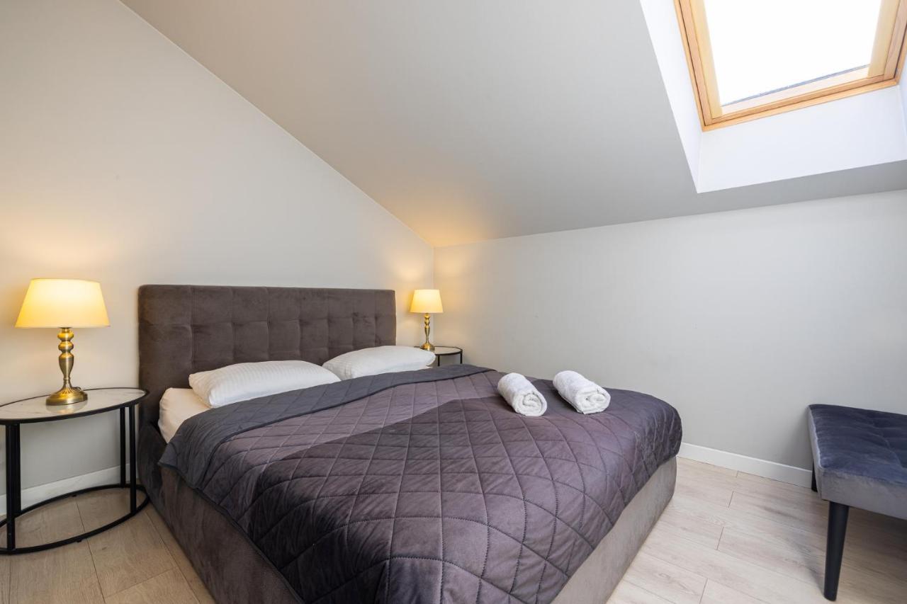 Dharma Stay Apartamentai Su Terasa Ir Vaizdu I Miesta Telšiai Eksteriør billede