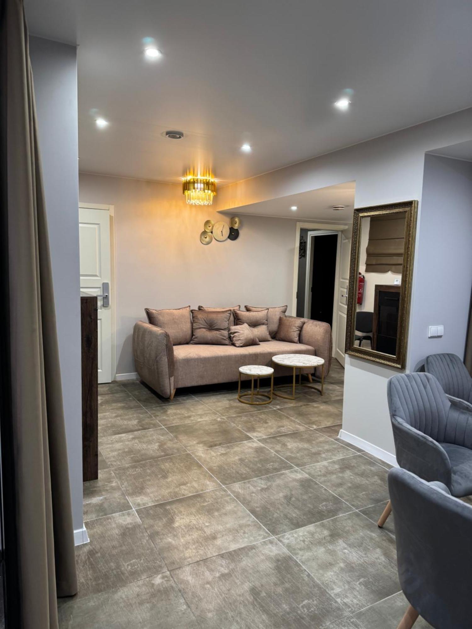 Dharma Stay Apartamentai Su Terasa Ir Vaizdu I Miesta Telšiai Eksteriør billede
